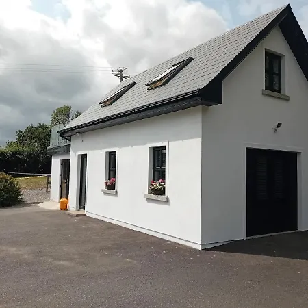 Five Valleys, Ballinastraw شقة *